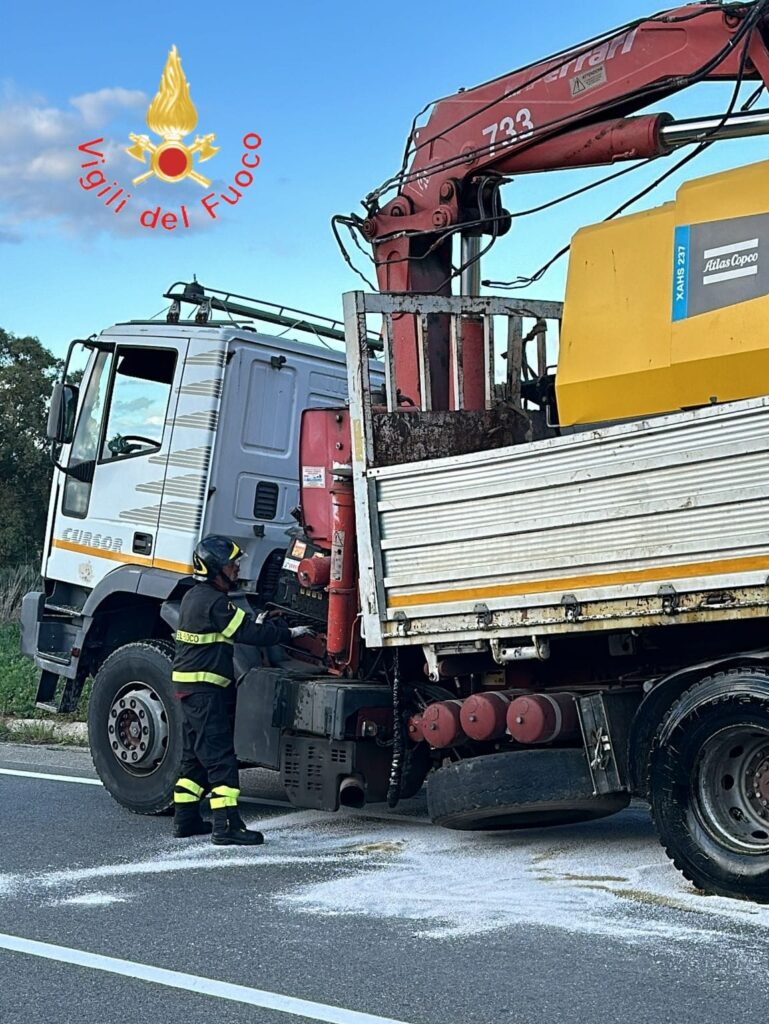 incidente crotone mezzo cassonato