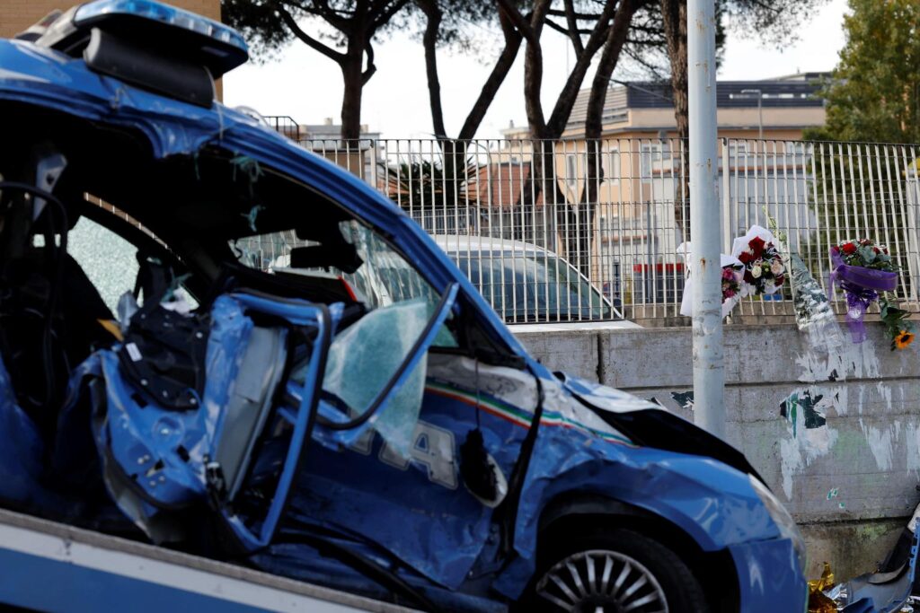 incidente roma poliziotto morto