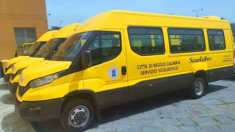 scuolabus reggio calabria