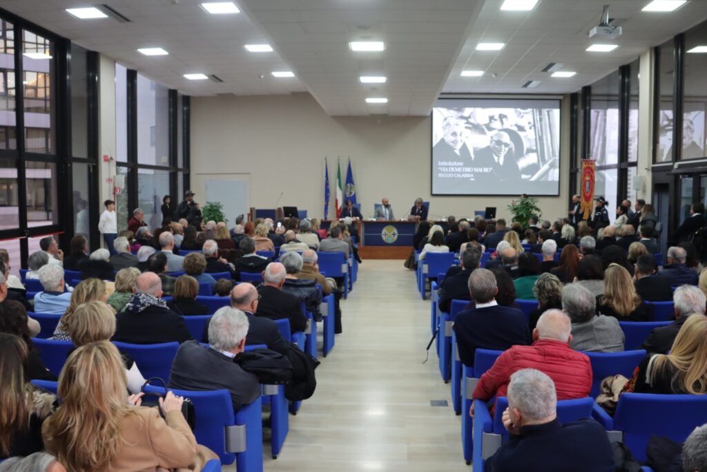 Cerimonia Intitolazione strada Demetrio Mauro - Reggio