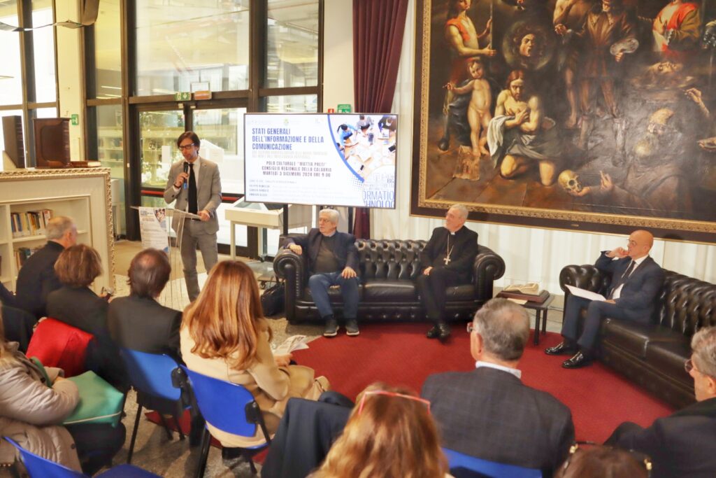 Conferenza Stati Generali dell'informazione e della Comunicazione Co.Re.Com Calabria