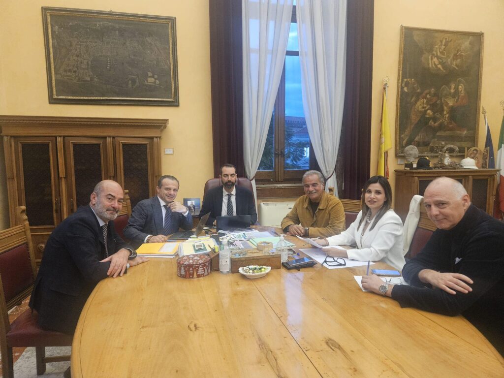 De Luca incontra partecipate Messina