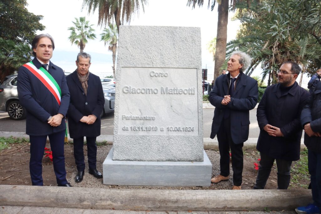 Inaugurazione stele matteotti