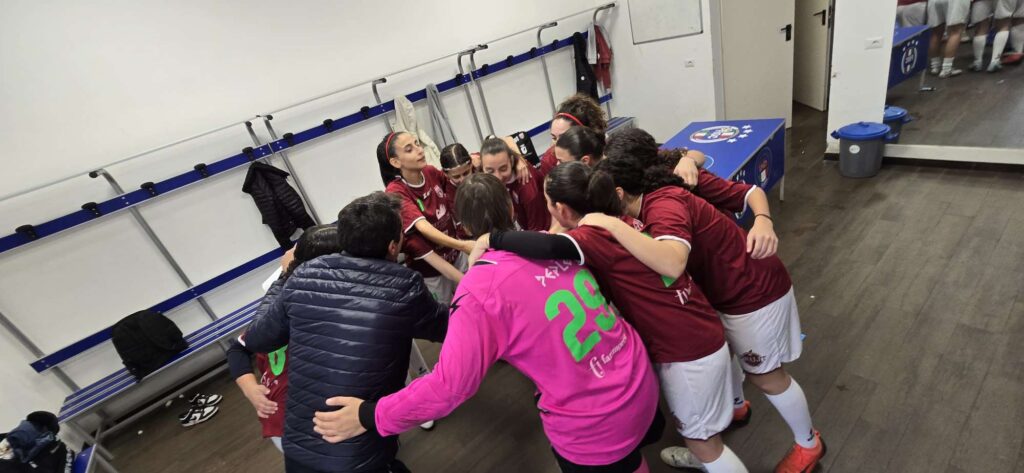 Locri femminile