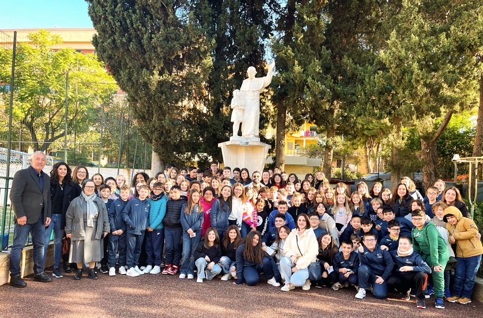 Luigi Busà in visita all'Istituto Maria Ausiliatrice di Reggio Calabria 