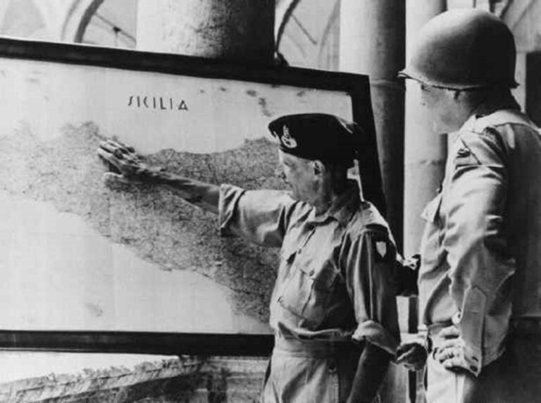 Montgomery e Patton discutono l’operazione in Sicilia