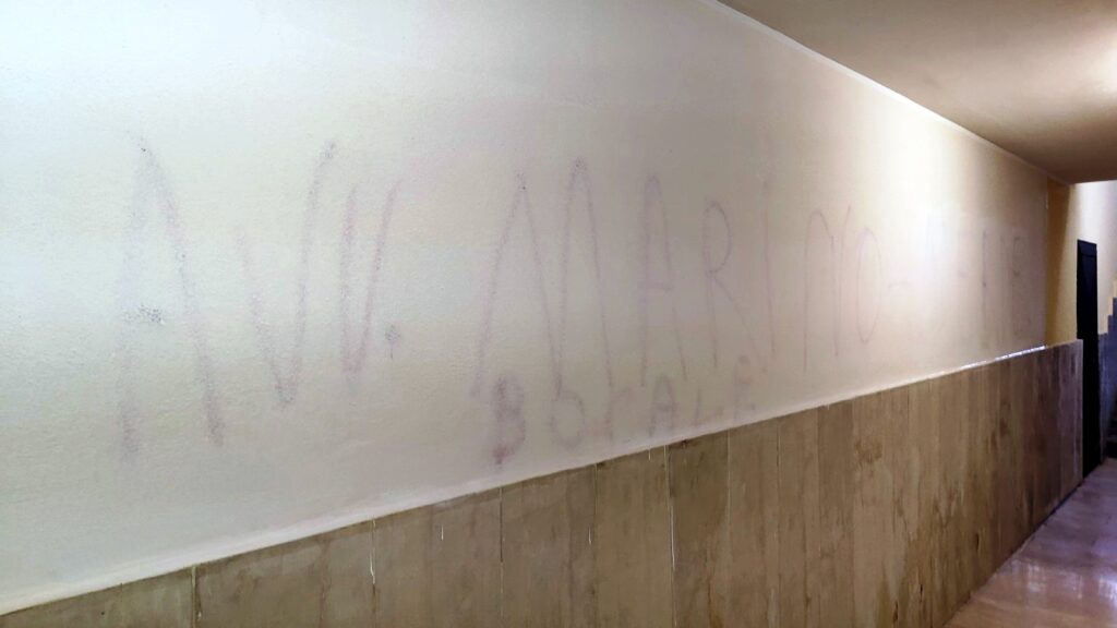 falcomatà mafioso scritte stazione san gregorio