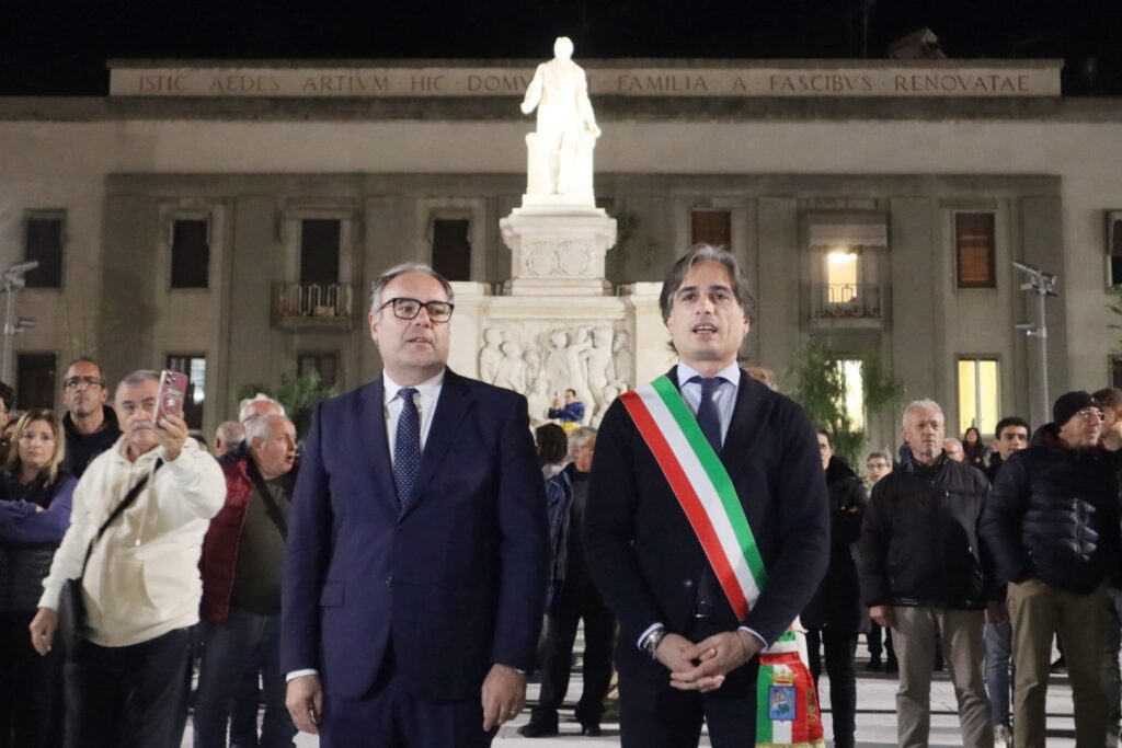 inaugurazione piazza de nava