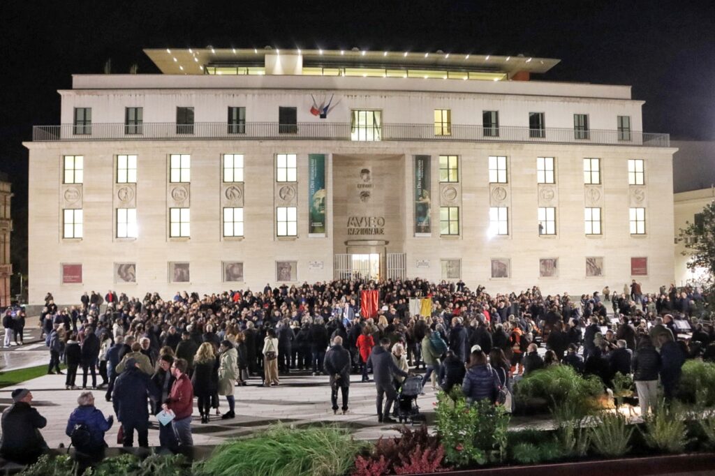 inaugurazione piazza de nava