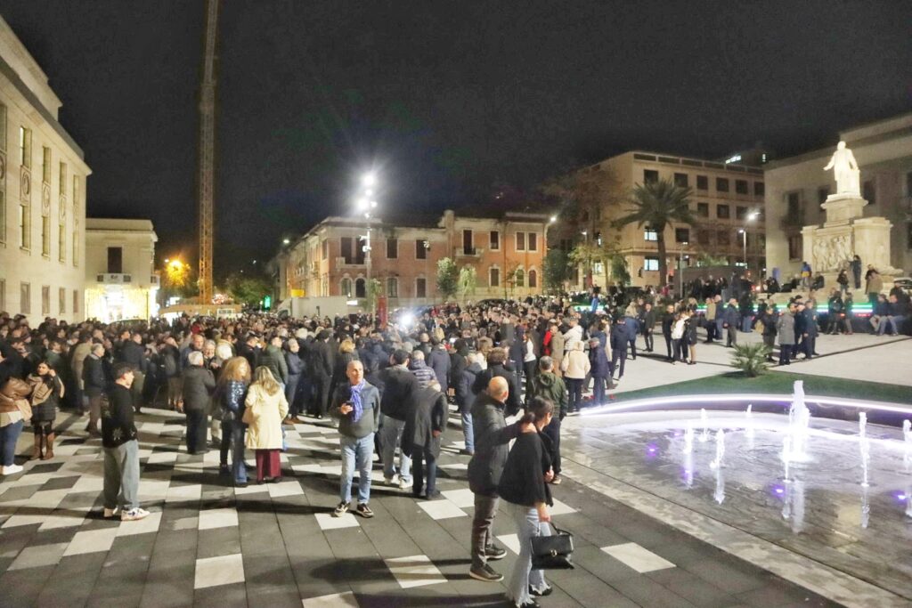 inaugurazione piazza de nava