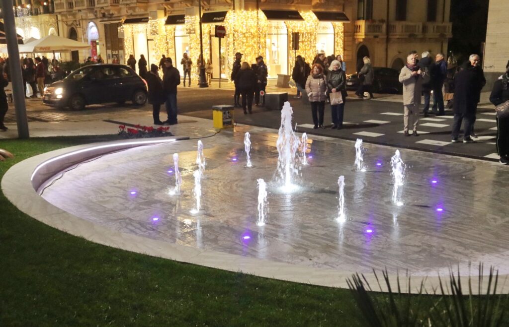 inaugurazione piazza de nava