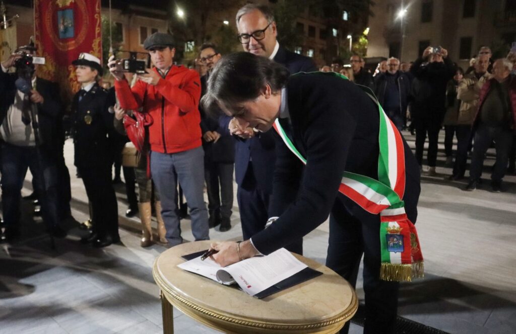 inaugurazione piazza de nava