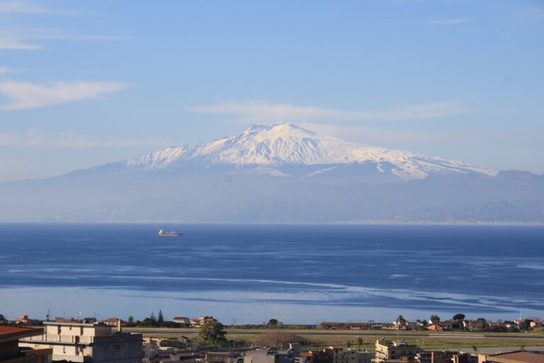 neve etna capodanno 2025